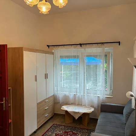 Feher Haz Homestay Zamardi